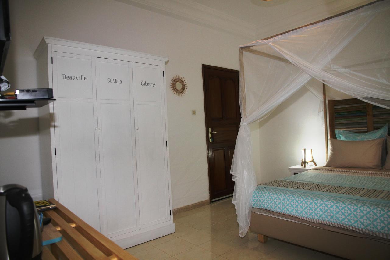 Villa Renaissance Ngor Zewnętrze zdjęcie