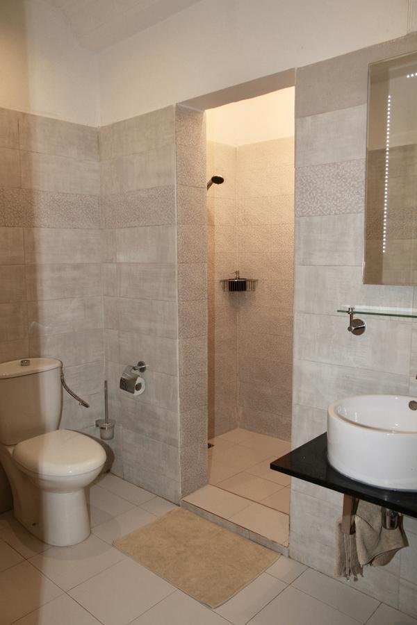 Villa Renaissance Ngor Zewnętrze zdjęcie